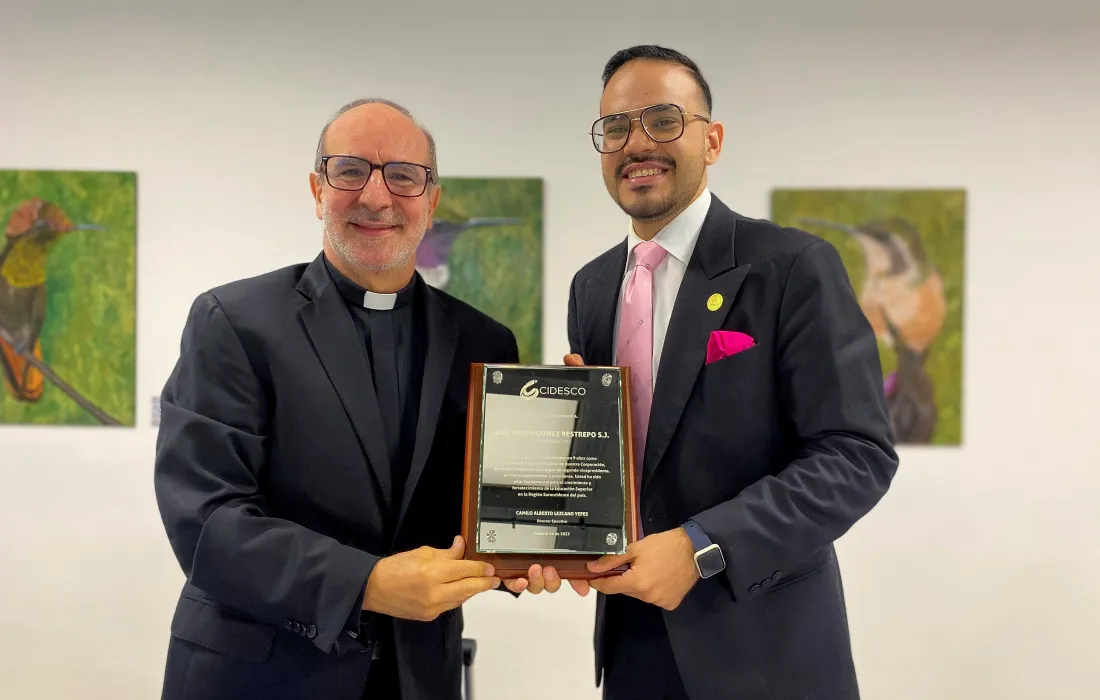 Reconocimiento Luis Felipe Gómez, S.J. como presidente CIDESCO