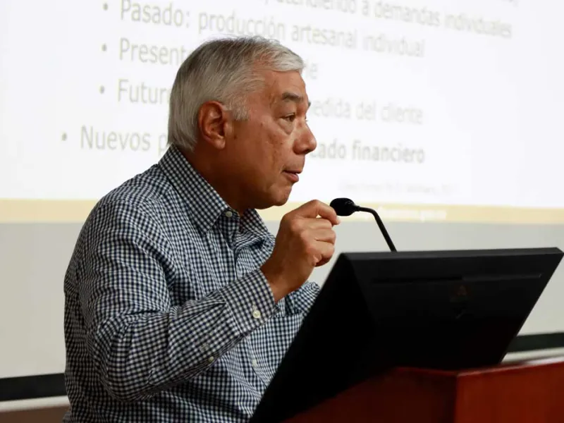 “Si no cambiamos la manera de hacer las cosas nos vamos a quedar cada vez menos desarrollados”, César Ferrari, Superintendente Financiero de Colombia