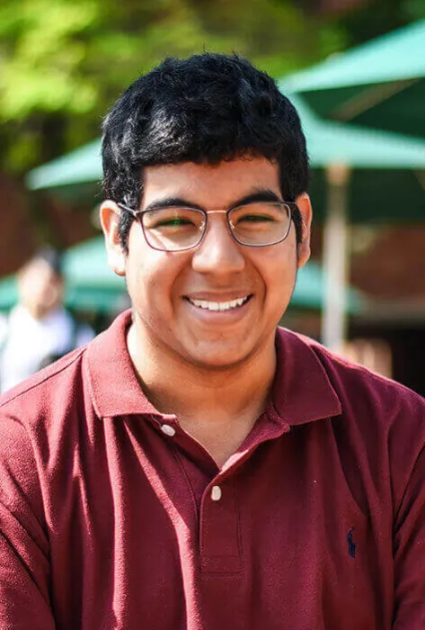 Larry Murcia, estudiante de Matemáticas Aplicadas Larry Murcia, estudiante de Matemáticas Aplicadas