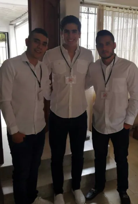Tres estudiantes de Negocios Internacionales buscan revolucionar el mercado de helados en la región Tres estudiantes de Negocios Internacionales buscan revolucionar el mercado de helados en la región